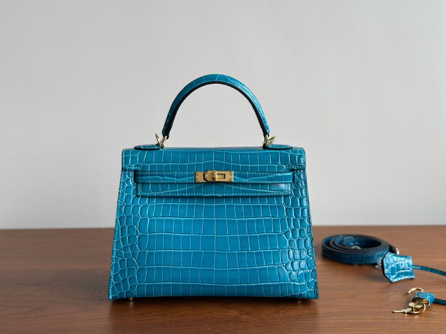 SELMA BAG CROCO TURQUOISE